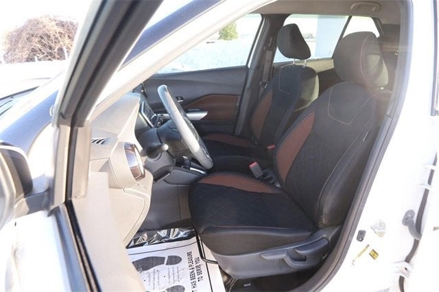 2019 Nissan Kicks SR