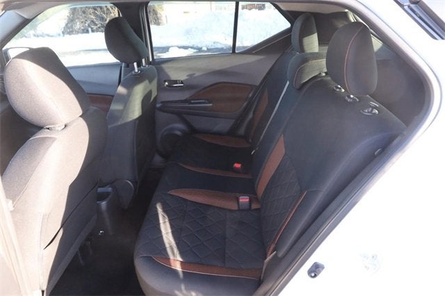 2019 Nissan Kicks SR