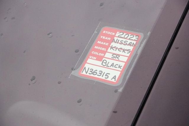 2023 Nissan Kicks SR