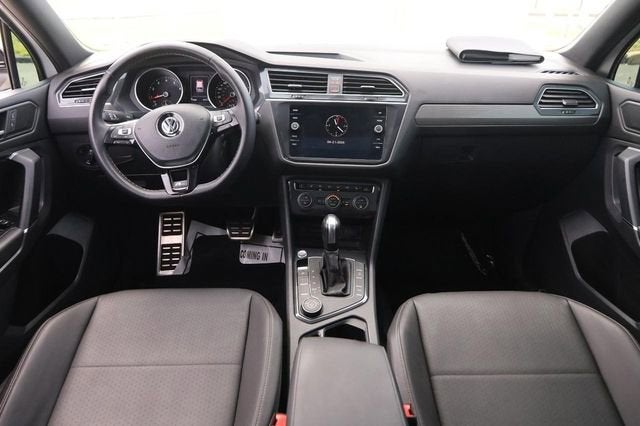 2020 Volkswagen Tiguan SE R-Line Black