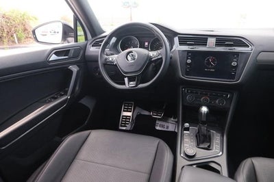 2020 Volkswagen Tiguan SE R-Line Black