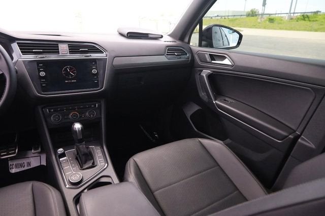 2020 Volkswagen Tiguan SE R-Line Black