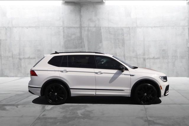 2020 Volkswagen Tiguan SE R-Line Black