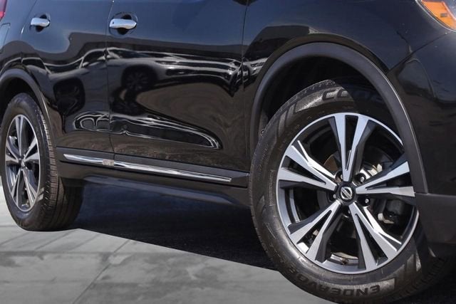 2017 Nissan Rogue SL