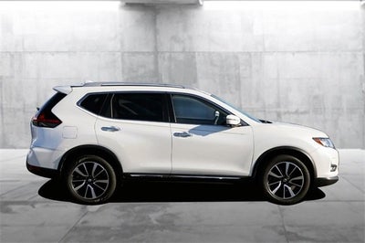 2020 Nissan Rogue SL