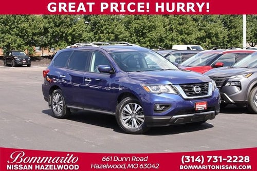 2017 Nissan Pathfinder SL