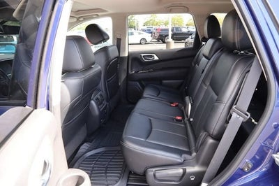 2017 Nissan Pathfinder SL