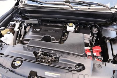 2017 Nissan Pathfinder SL