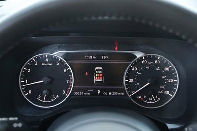 2025 Nissan Pathfinder SV