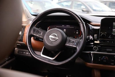 2023 Nissan Pathfinder Platinum