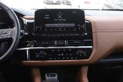 2024 Nissan Pathfinder Platinum