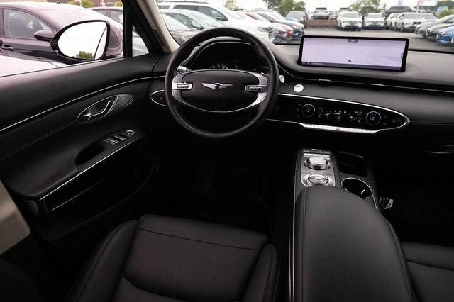 2025 Genesis GV70 2.5T
