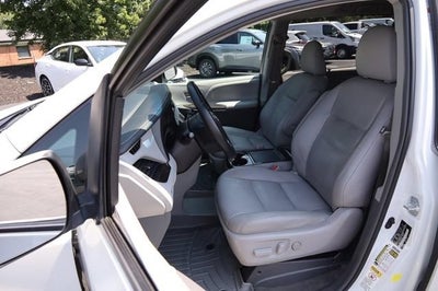 2017 Toyota Sienna Base