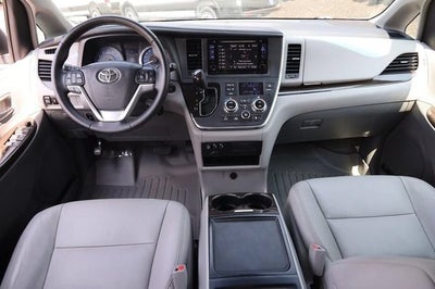 2017 Toyota Sienna Base