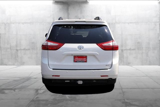 2017 Toyota Sienna Base