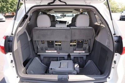 2017 Toyota Sienna Base