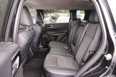 2024 Mitsubishi Outlander SE Black Edition