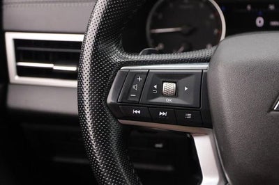 2024 Mitsubishi Outlander SE Black Edition