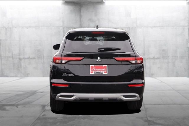 2024 Mitsubishi Outlander SE Black Edition