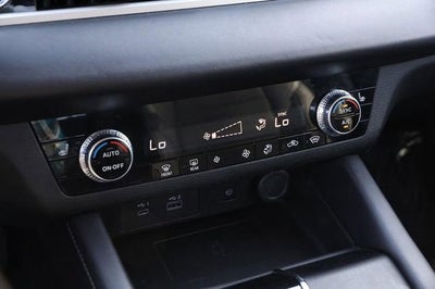 2024 Mitsubishi Outlander SE Black Edition