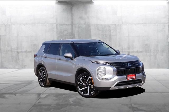 2024 Mitsubishi Outlander SE Black Edition