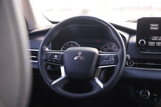 2024 Mitsubishi Outlander SE Black Edition