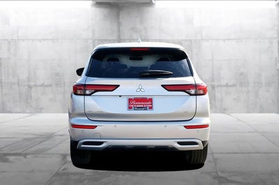 2024 Mitsubishi Outlander SE Black Edition