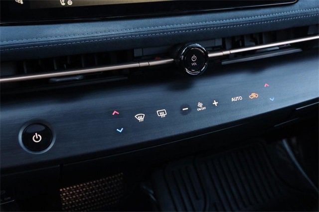 2024 Nissan ARIYA PLATINUM+