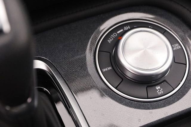 2024 Nissan Armada SV