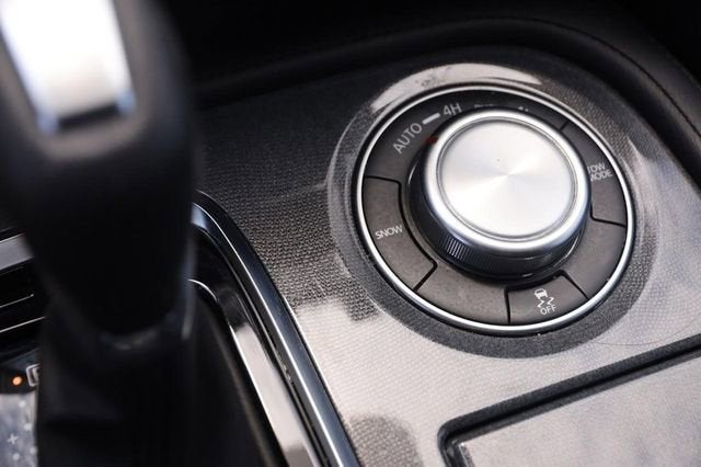 2024 Nissan Armada SV