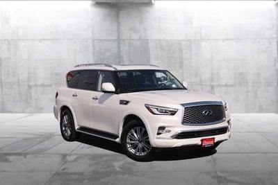 2024 INFINITI QX80 LUXE
