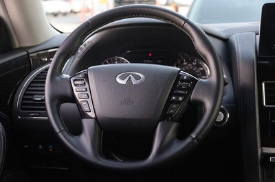 2024 INFINITI QX80 LUXE