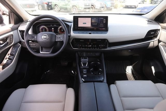 2025 Nissan Rogue SL