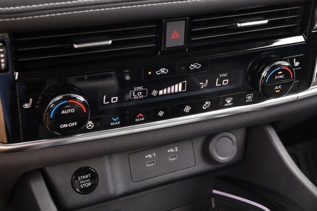 2025 Nissan Rogue SL