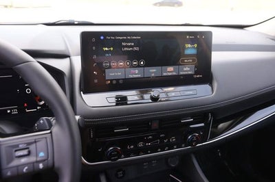 2025 Nissan Rogue SL