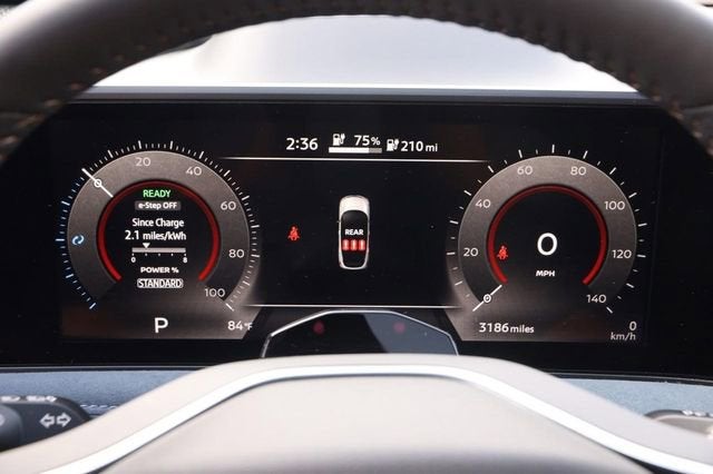 2025 Nissan ARIYA PLATINUM+