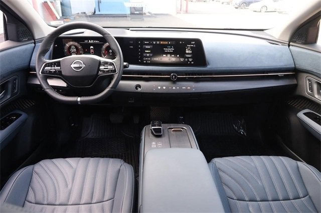 2025 Nissan ARIYA PLATINUM+