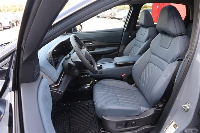 2025 Nissan ARIYA PLATINUM+