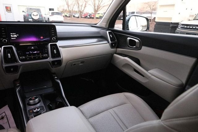 2023 Kia Sorento Hybrid EX