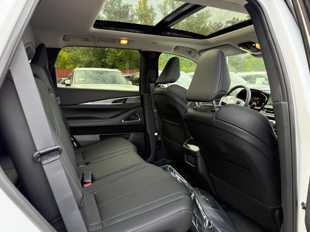 2027 INFINITI QX60 LUXE FWD