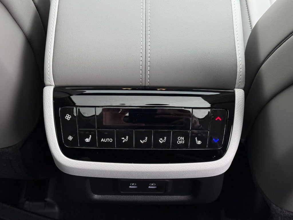 2026 INFINITI QX60 LUXE AWD