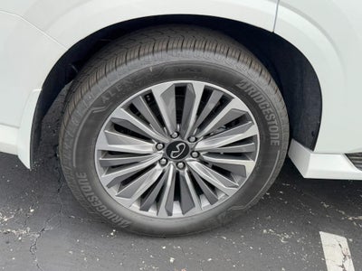 2026 INFINITI QX80 LUXE AWD