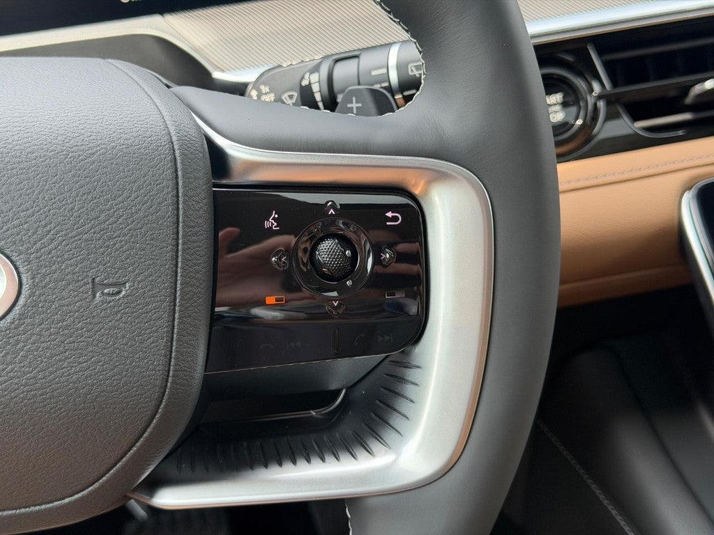 2027 INFINITI QX80 LUXE AWD