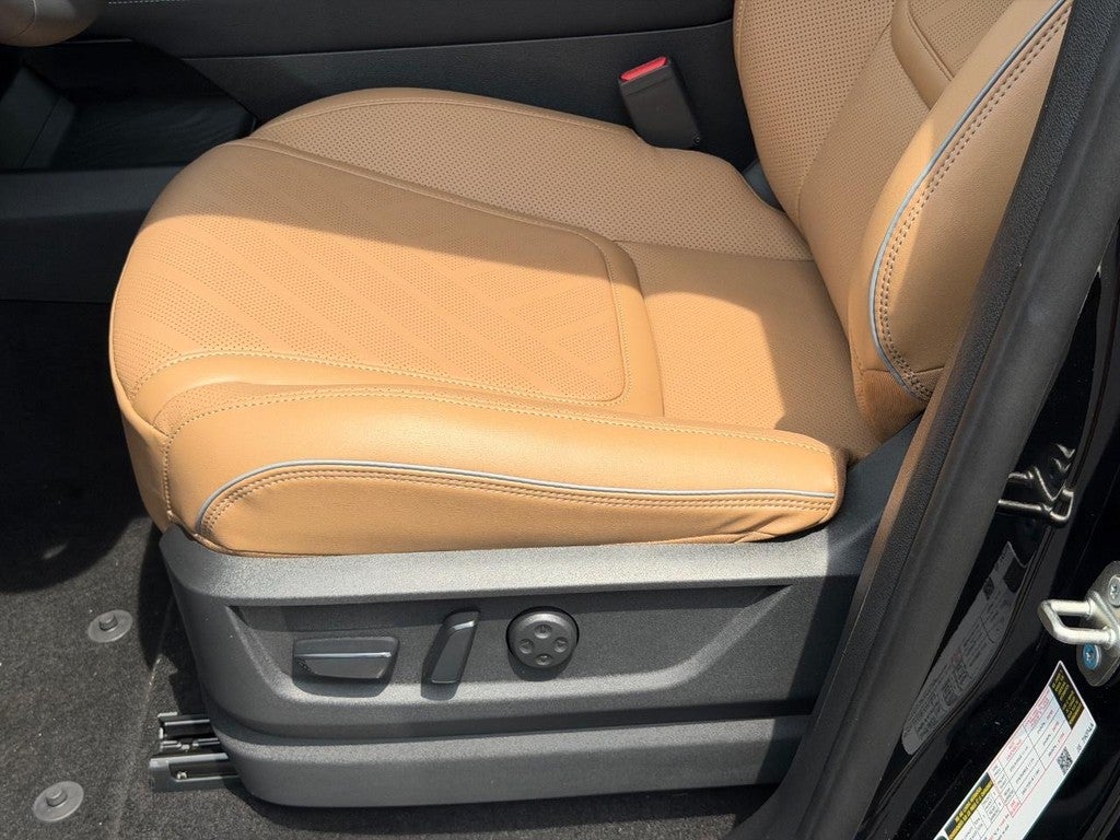 2027 INFINITI QX80 LUXE AWD