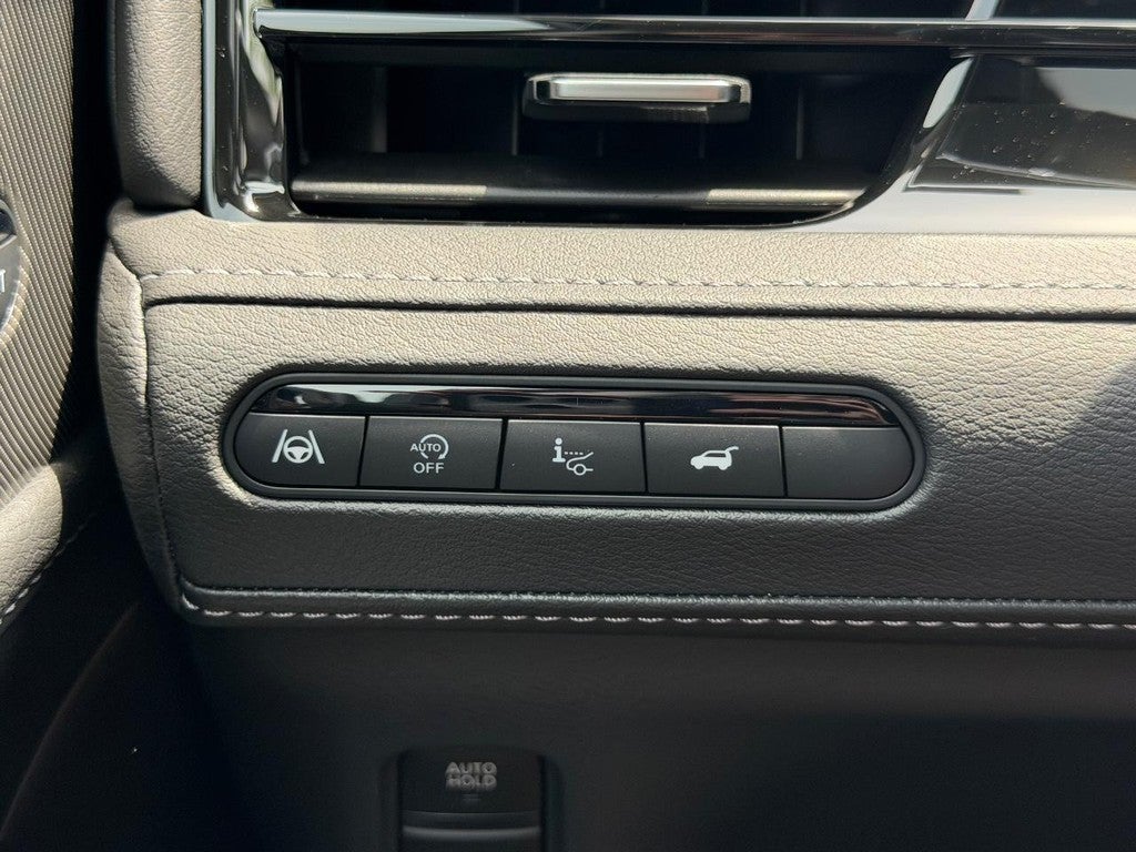 2027 INFINITI QX80 LUXE AWD