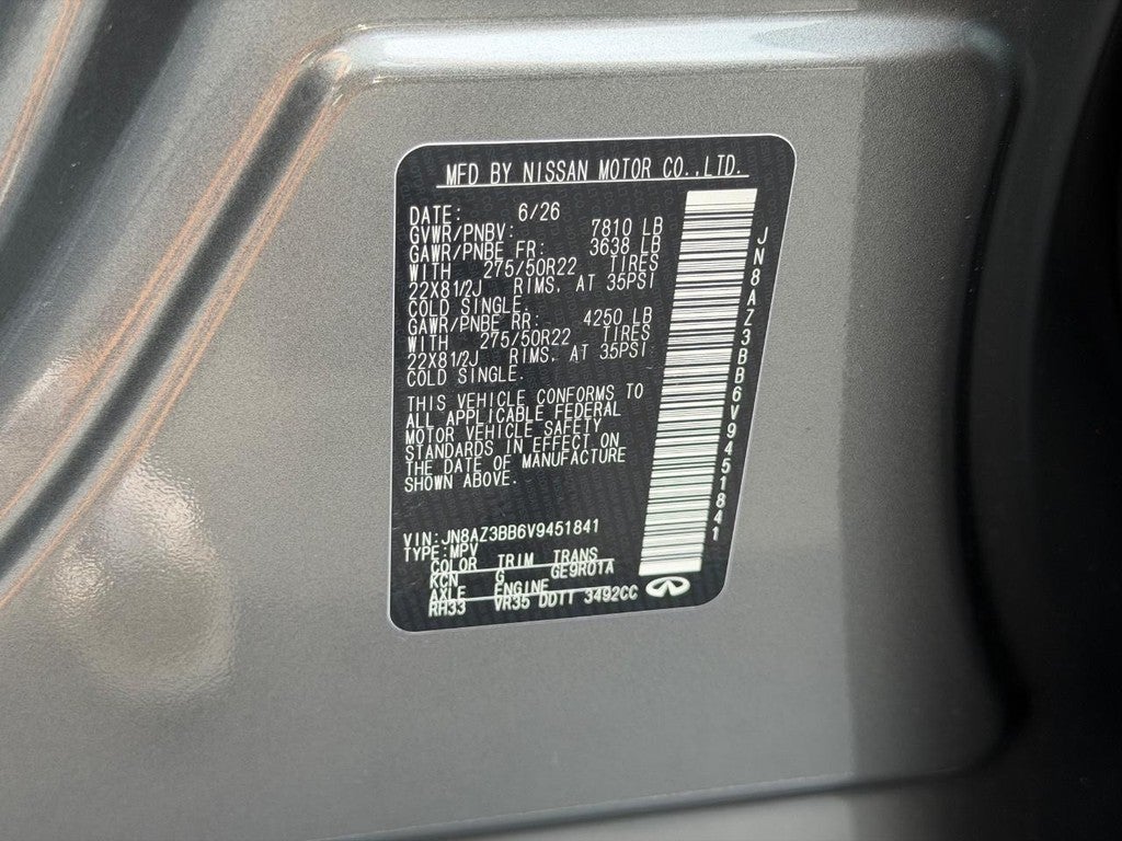 2027 INFINITI QX80 LUXE AWD