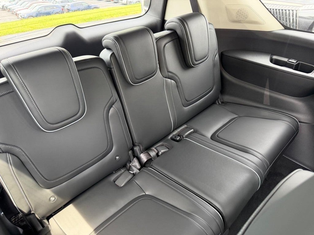 2027 INFINITI QX80 LUXE AWD