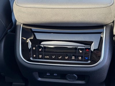 2026 INFINITI QX80 LUXE AWD