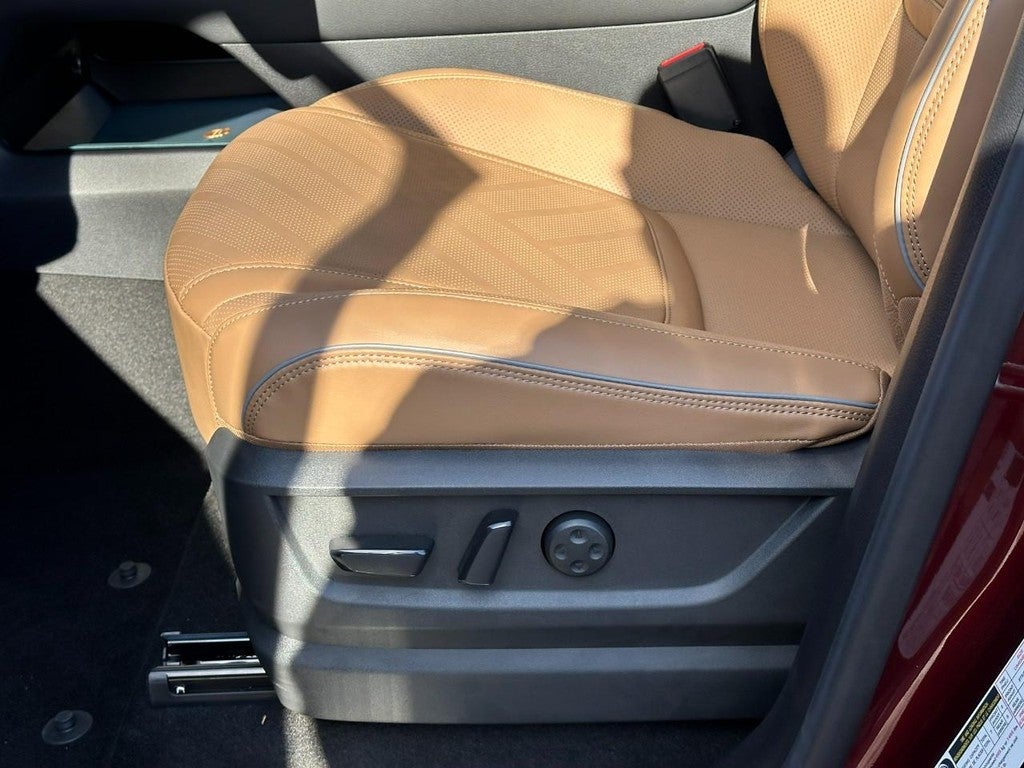 2025 INFINITI QX80 LUXE AWD