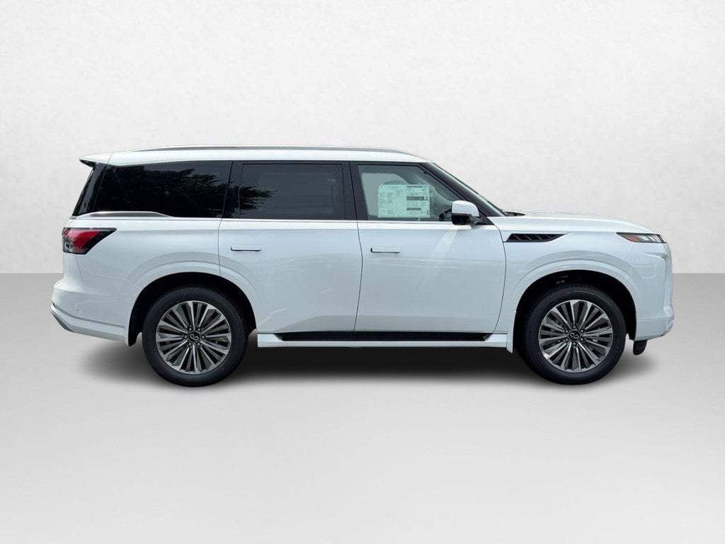 2027 INFINITI QX80 LUXE AWD